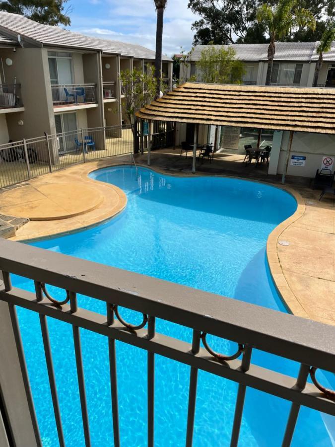 Tranquility At Mandurah Apartments Bagian luar foto